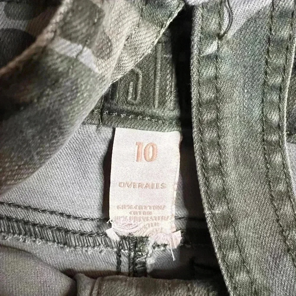 GIRLS JUSTICE CAMO OVERALLS SIZE 10 EUC